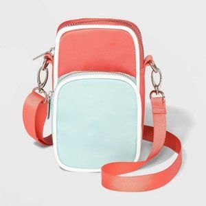 Wild Fable Cell Phone Crossbody Bag